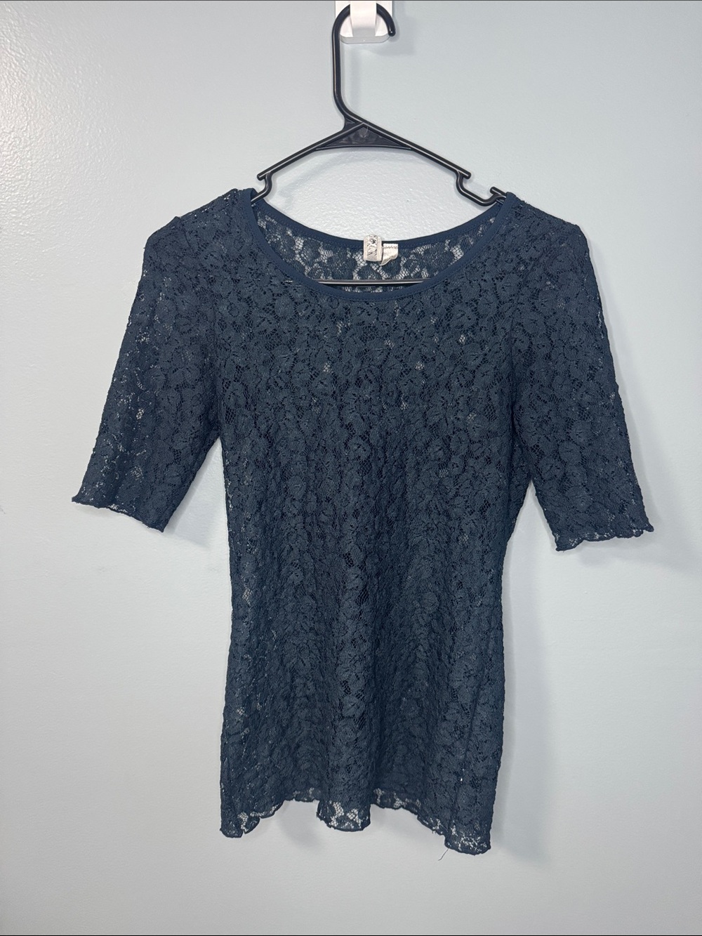 BKE Women's Navy Lace Short-Sleeve Sheer Top Sz S